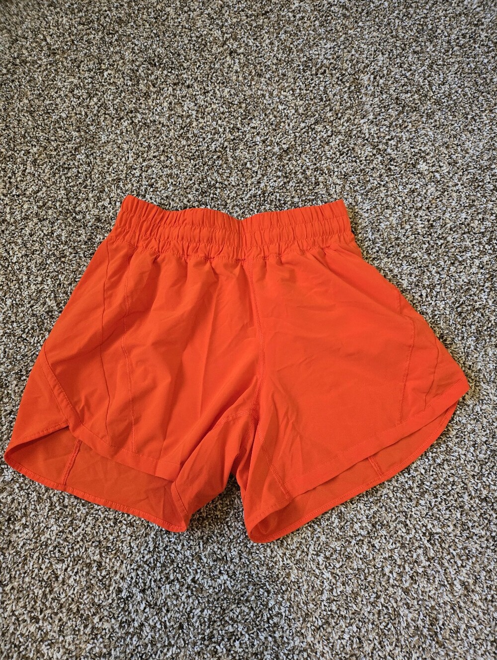 Lululemon Track That Short 5" Size 6